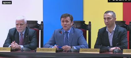 По закону ЦИК должен создать избирательные органы второго уровня - районные и муниципальные - Кишинева и Бельц, не позднее чем за 50 дней до выборов.