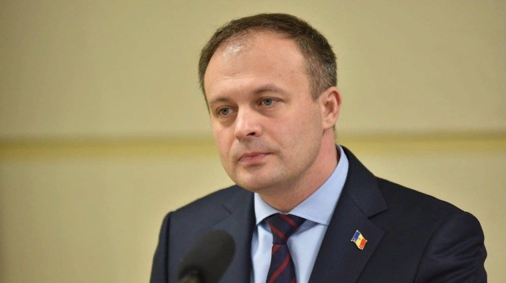 Канду: Депутаты заявили, что покинули Pro Moldova из-за кредитов.