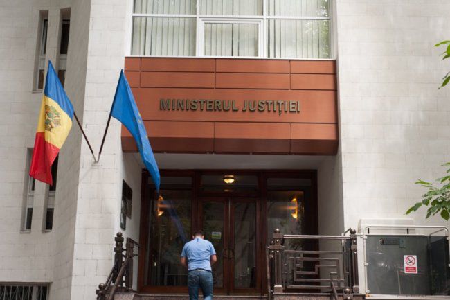 Sumele enorme irosite în numele reformei justiției și avertizările UE. Ce urmează. Foto: moldnova.eu