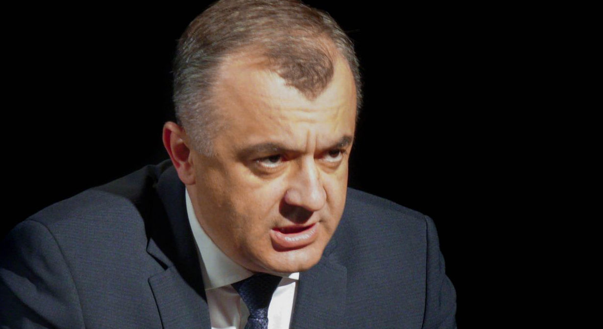 Кику: Правительство столкнется с финансовыми трудностями к концу лета. Фото: tv8.md