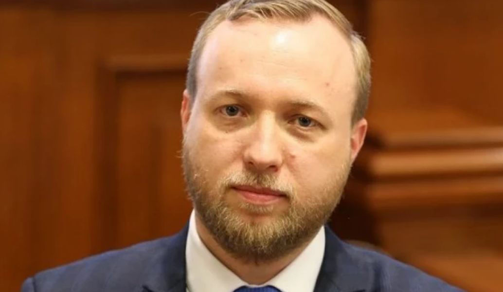 Директор СИБ может обратиться в парламент с новым запросом.