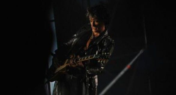 Joe Perry, chitaristul formației Aerosmith, a suferit un infarct pe scenă.