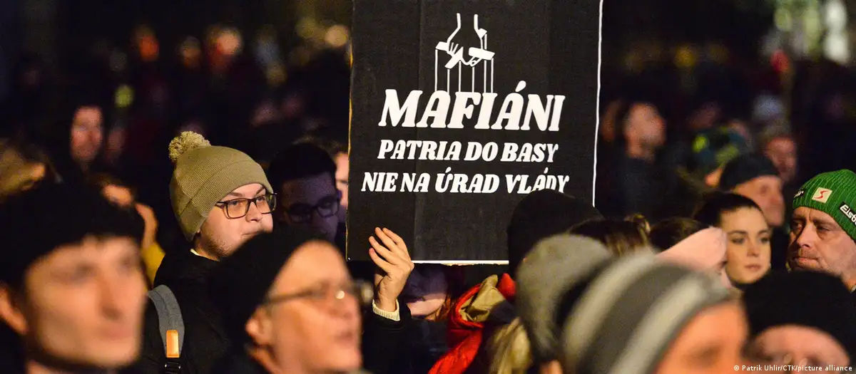 В Словакии прошли массовые антиправительственные протесты.