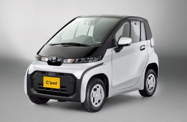 Самая маленькая Toyota: двухместный C+pod начали продавать в Японии.