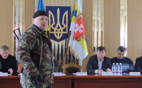 Тело погибшего координатора Правого сектора доставили в морг.