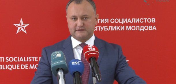 Dodon promite să-l lase pe Băsescu fără cetățenia R.Moldova. Foto: noi.md