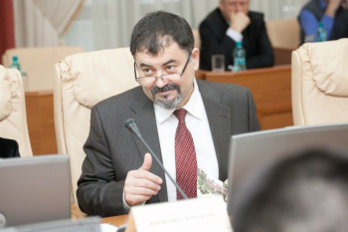 Minstrul Apărării, Anatol Șalaru și-a făcut publică diploma de studii. Foto: unimedia.info