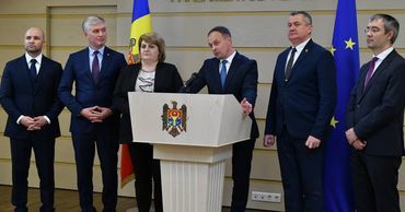 Группа Pro-Moldova требует у правительства объяснений по поводу кредита от РФ.