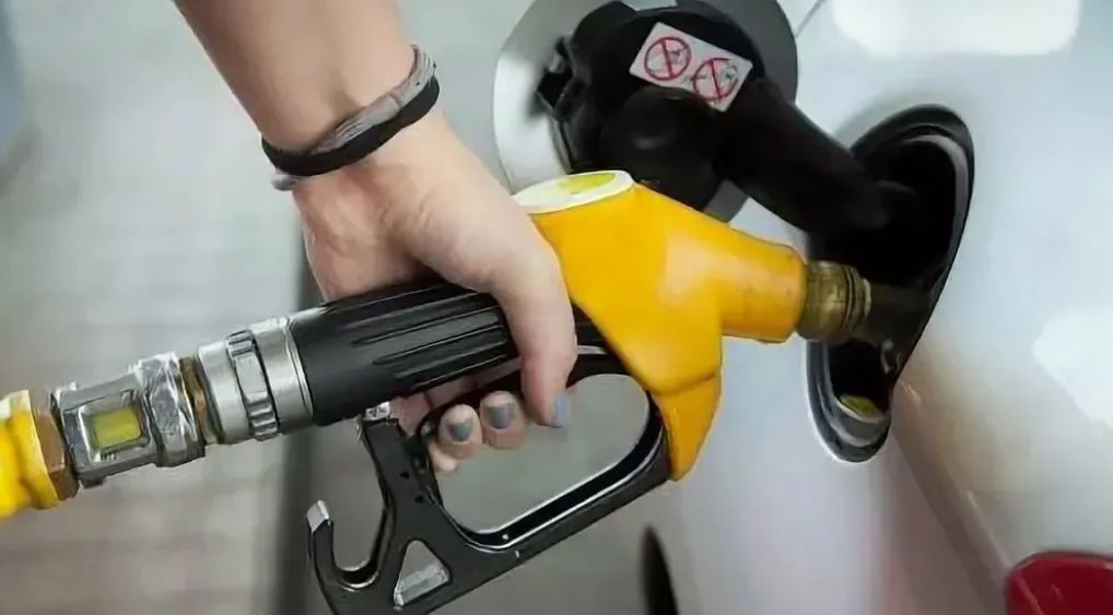 Бензин и дизельное топливо в Молдове снова подорожают.