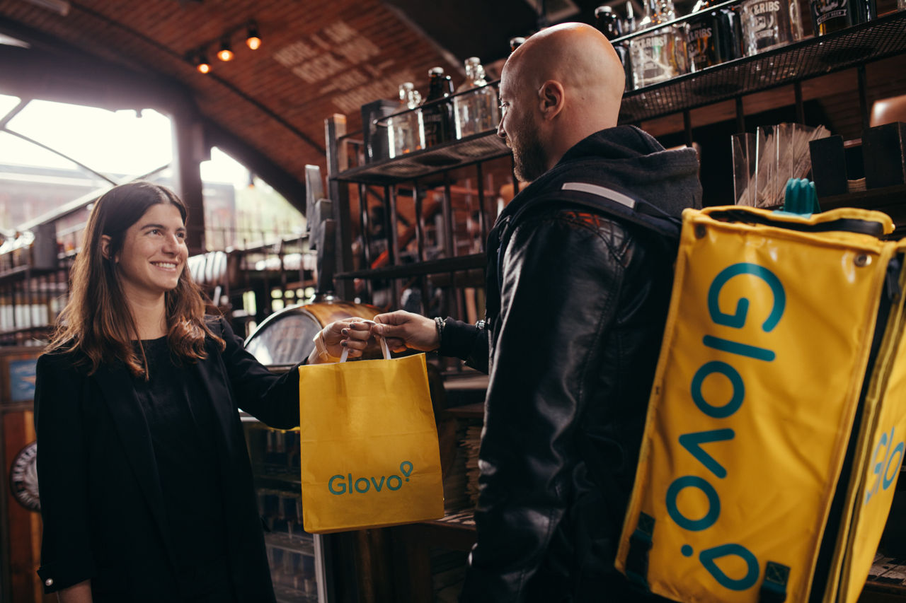 Glovo Local - новая программа для среднего и малого бизнеса, из области розничной торговли и ресторанов. 