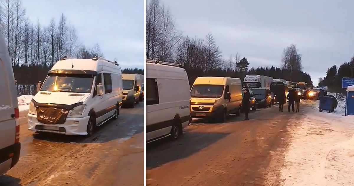 Водители из Молдовы, отправившиеся в Москву, жалуются на блокировку на выезде из Латвии.