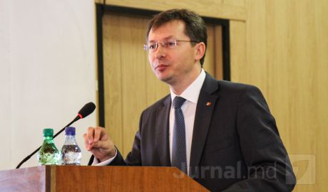 "Неопубликование отчета сейчас может способствовать удержанию определенных учреждений в состоянии искусственной комы."