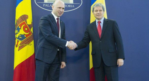 Ciolos a insistat de mai multe ori în timpul declarației cu Filip că România va acorda bani doar după măsuri concrete de implementare a reformlor.