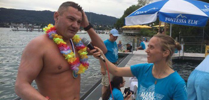 Молдавский спортсмен переплыл 33-километровый пролив в США.