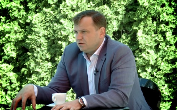 Андрей Нэстасе заявил, что не оставил идею об участии в президентских выборах.