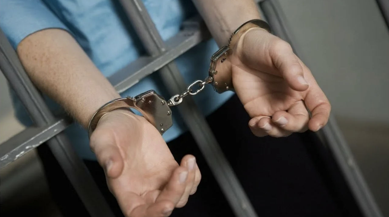 Un tânăr din Capitală și-a bătut bunica în vârstă de 83 de ani.