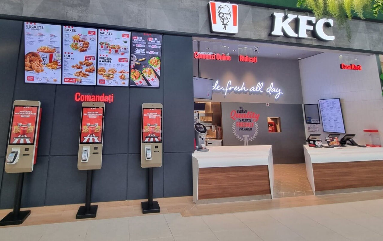 Румыны, питавшиеся в дорогих ресторанах, переходят в KFC.