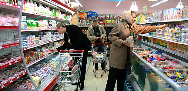 Experții consideră că în Moldova drepturile consumatorilor sunt încălcate grav. 