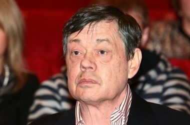Надежды, которые возлагали на китайскую медицину, не оправдались: народному артисту стало хуже.
