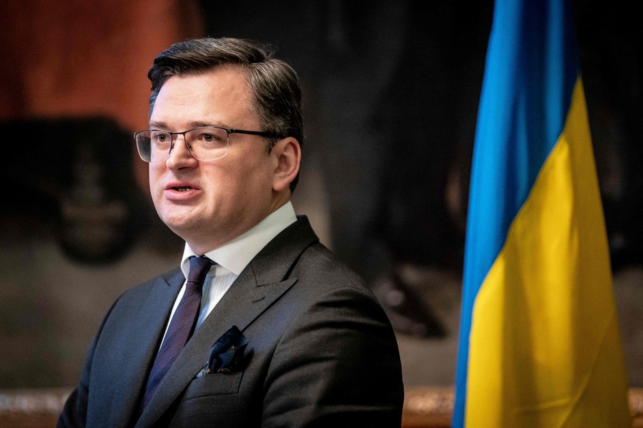 Кулеба: Угрозы получили украинские дипломаты в 12 странах.