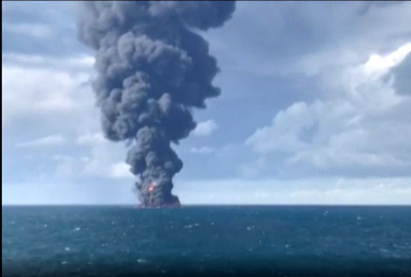 Pată de petrol de peste 120 de kilometri pătrați în Marea Chinei