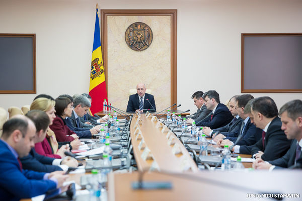 Proiectul Foii de parcurs privind agenda de reforme prioritare a fost aprobat de către membrii Guvernului în cadrul şedinţei Comisiei guvernamentale pentru integrare europeană.
