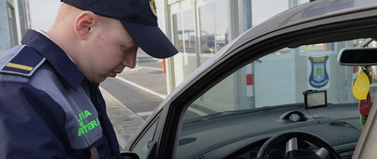 Наиболее загруженным был КПП Леушены-Албица, где трафик составил 25,8 тыс. человек.