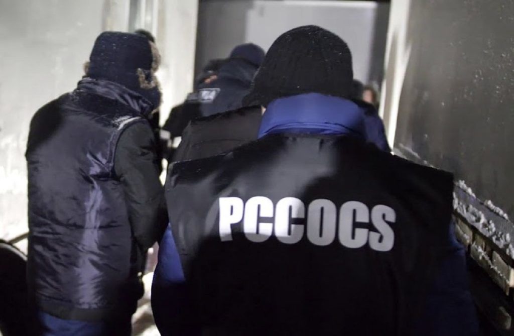 По делу о незаконной миграции в Румынию задержан сотрудник полиции Молдовы.