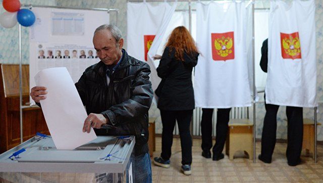 ЕС расширил санкции против России из-за выборов в Крыму.