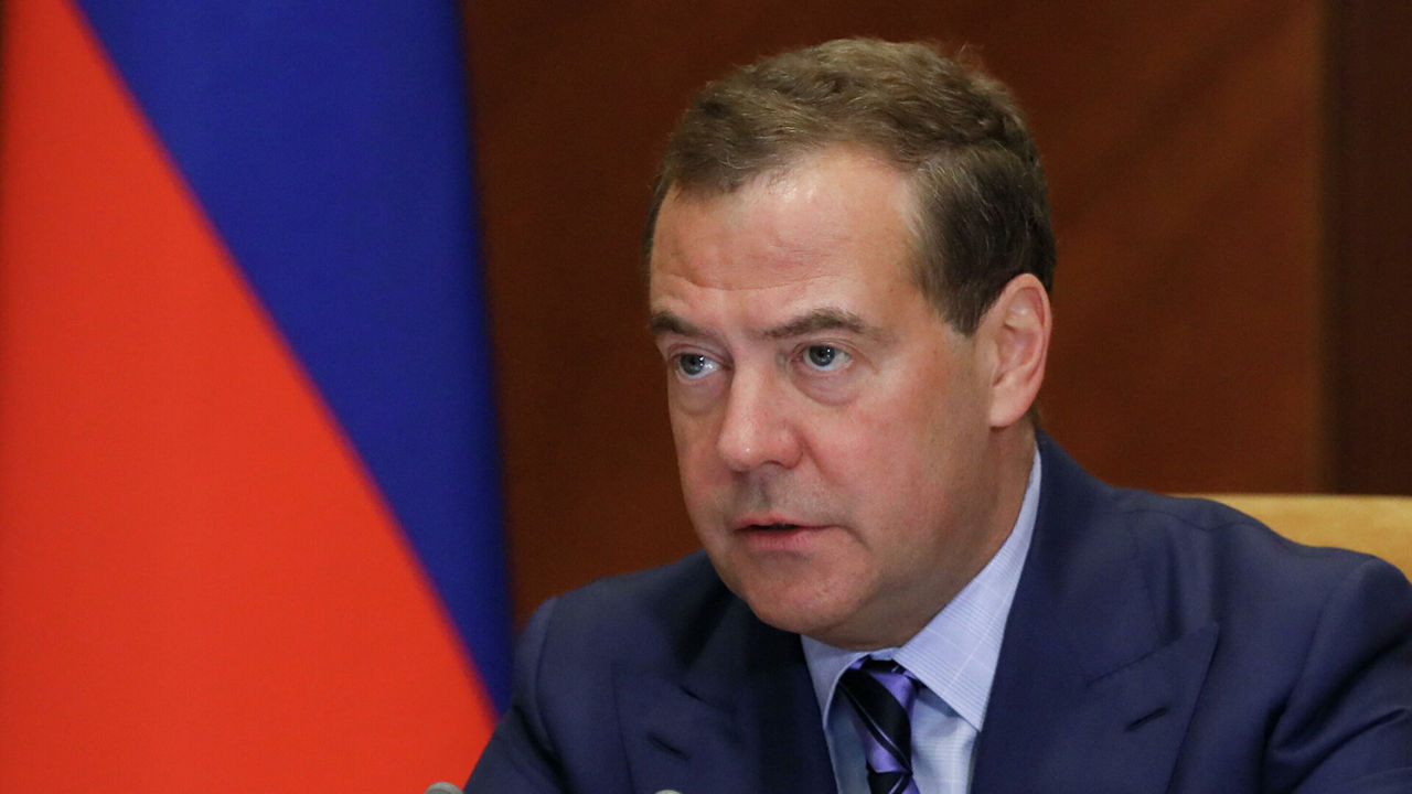 Замглавы Совета безопасности России Дмитрий Медведев.