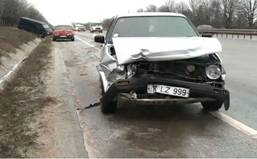 Движение транспорта парализовано на нескольких улицах в коммуне Ставчен.