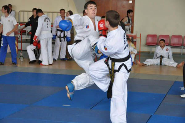 Liderii au lipsit la Campionatul Național de Taekwondo 