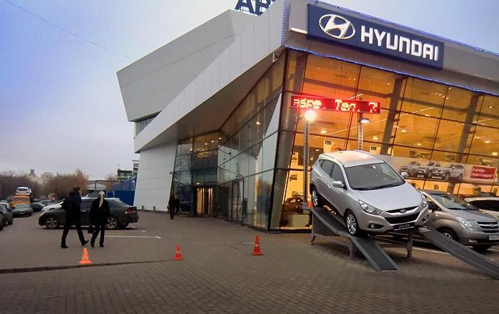 Hyundai отзывает 84 тыс. автомобилей из-за дефектов подушек безопасности.