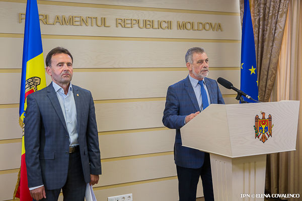 PLDM: Această sesiune parlamentară, una dintre cele mai rușinoase