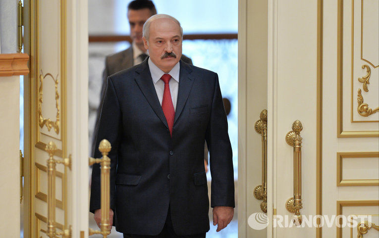 Александр Лукашенко заявил, что Россия пока не готова к формированию полноценного Союзного государства.