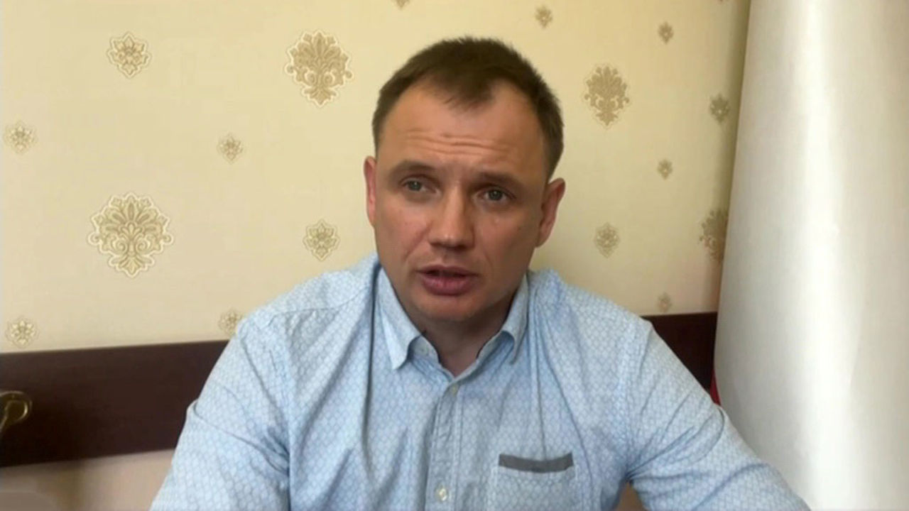 Замглавы военно-гражданской администрации области Кирилл Стремоусов.