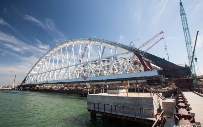 Expert: Podul Kerci, construit de ruși nu va rezista mult