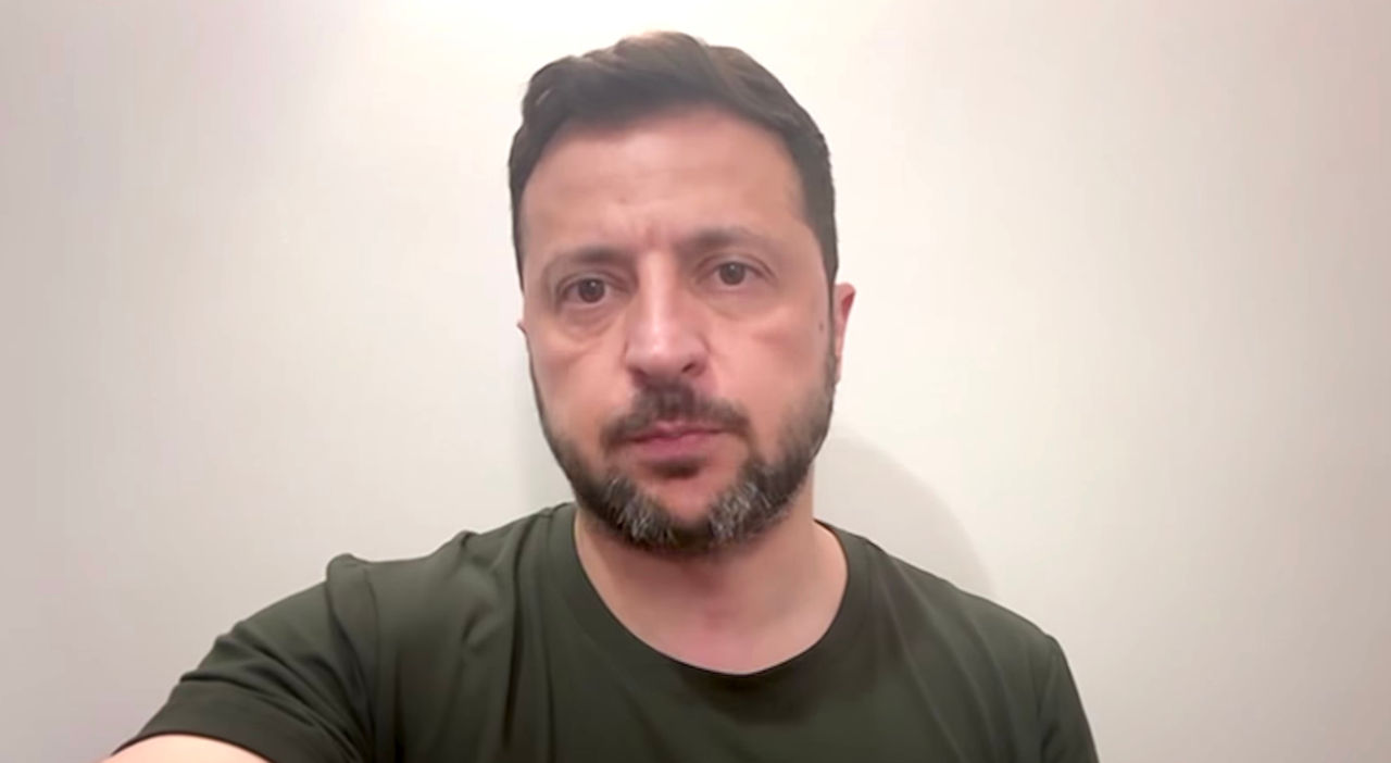 Zelenski: Rusia nu lovește orașele ucrainene ca răspuns, ci pentru a le distruge.