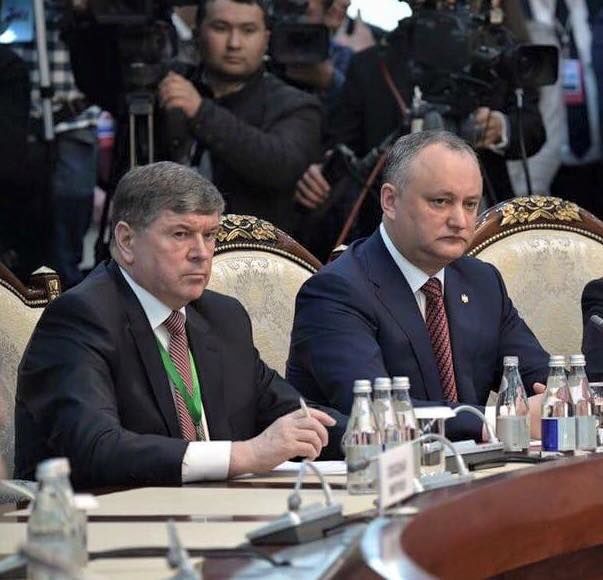 Додон подписал указ о назначении Негуцы послом РМ в России.