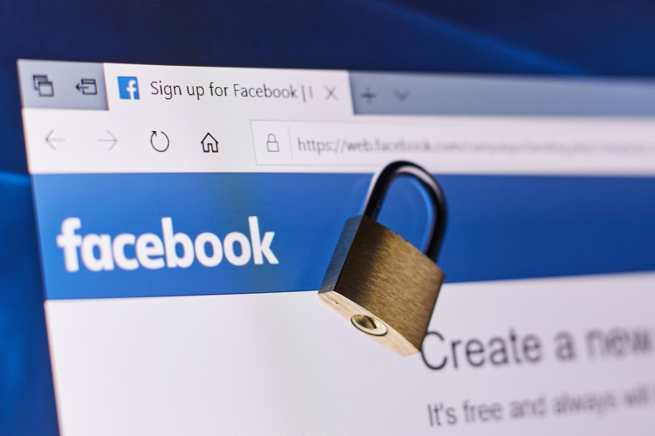 Facebook обвинила жителя Украины в краже данных 178 млн пользователей.