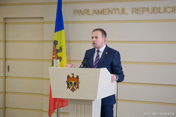 Alegerile parlamentare anticipate nu sunt o soluţie bună pentru Republica Moldova în condiţiile actuale.