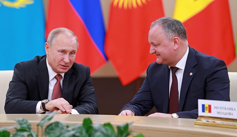 Додон: Хочу вернуть гражданам гордость за страну, как это сделал в России Путин.