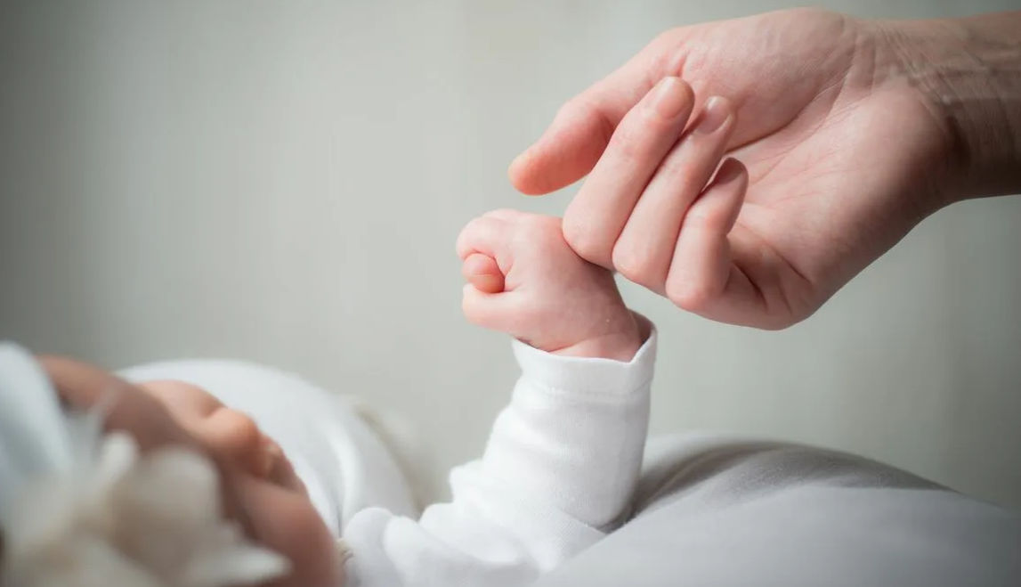 Indemnizația unică la nașterea copilului va crește la 21.350 lei de la 1 ianuarie 2025.