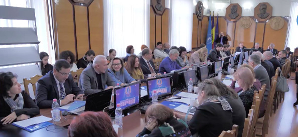 Этнологи и социологи считают, что без самоопределения развитие свободного общества невозможно.