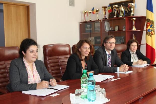Misiunea FMI s-a întâlnit cu ministrul Economiei. Foto: realitatea.md