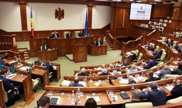 Sursele au refuzat să precizeze despre ce fracţiuni este vorba. 