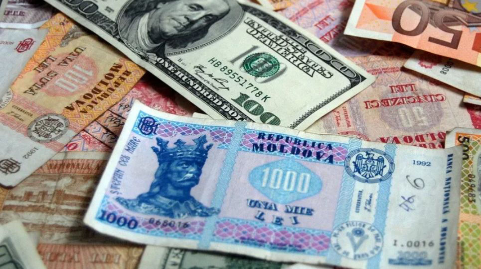 В феврале лей укрепился на 1,3% по отношению к доллару США.