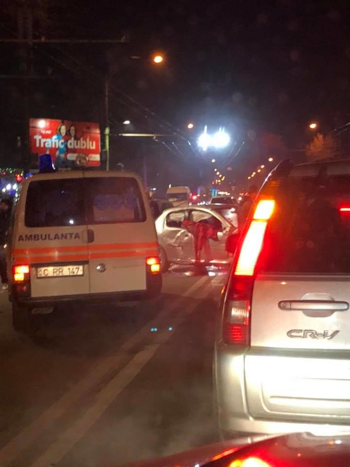 Accident grav în centrul Capitalei. Imagini înfiorătoare