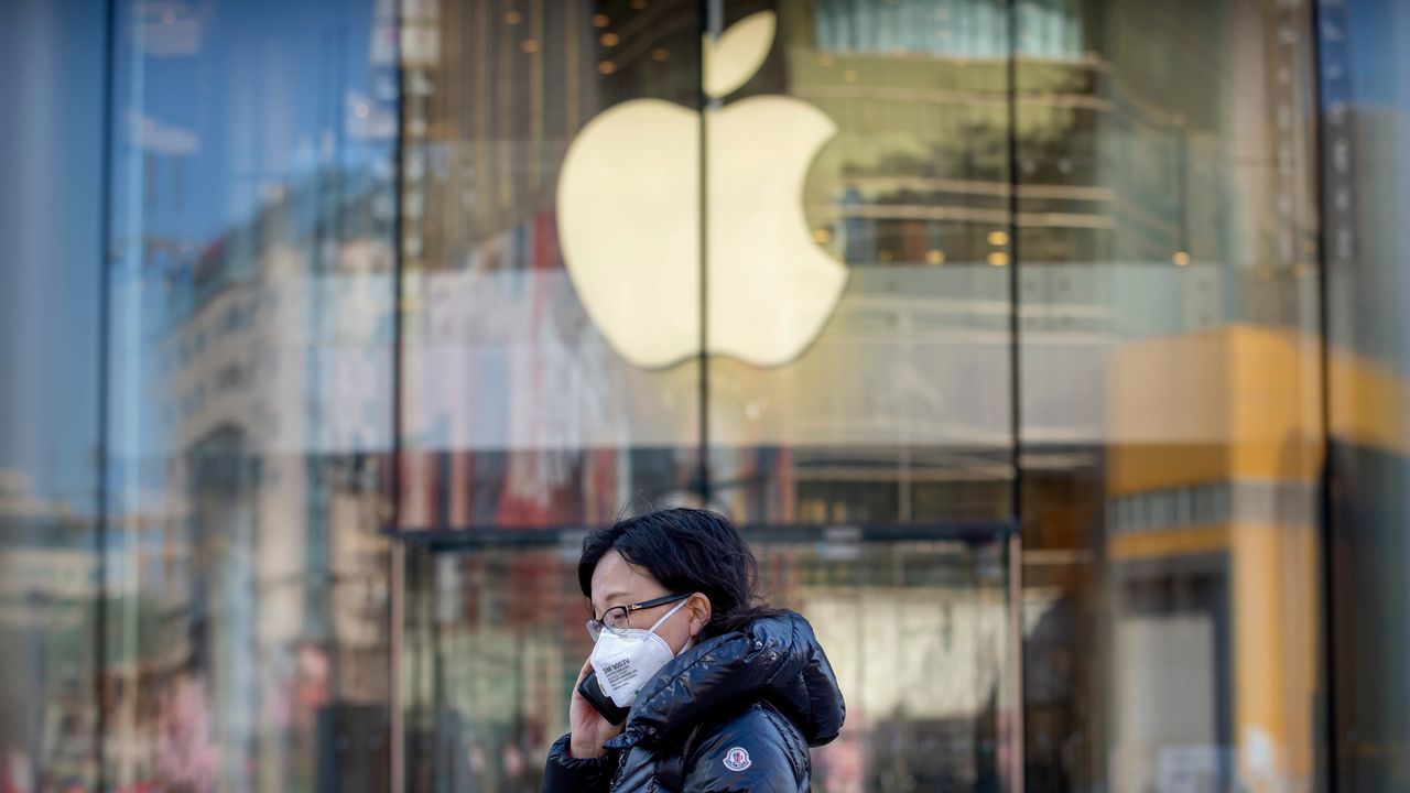 Сотрудники Apple выступили против возвращения в офис.