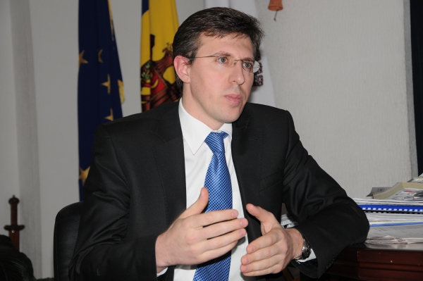 Primarul Dorin Chirtoacă, vicepreședintele PL, a prezentat pe pagina sa de facebook formulele propuse de liberali în cadrul celor șapte săptămâni de negocieri cu PLDM și PD privind formarea unei coaliții de guvernare.